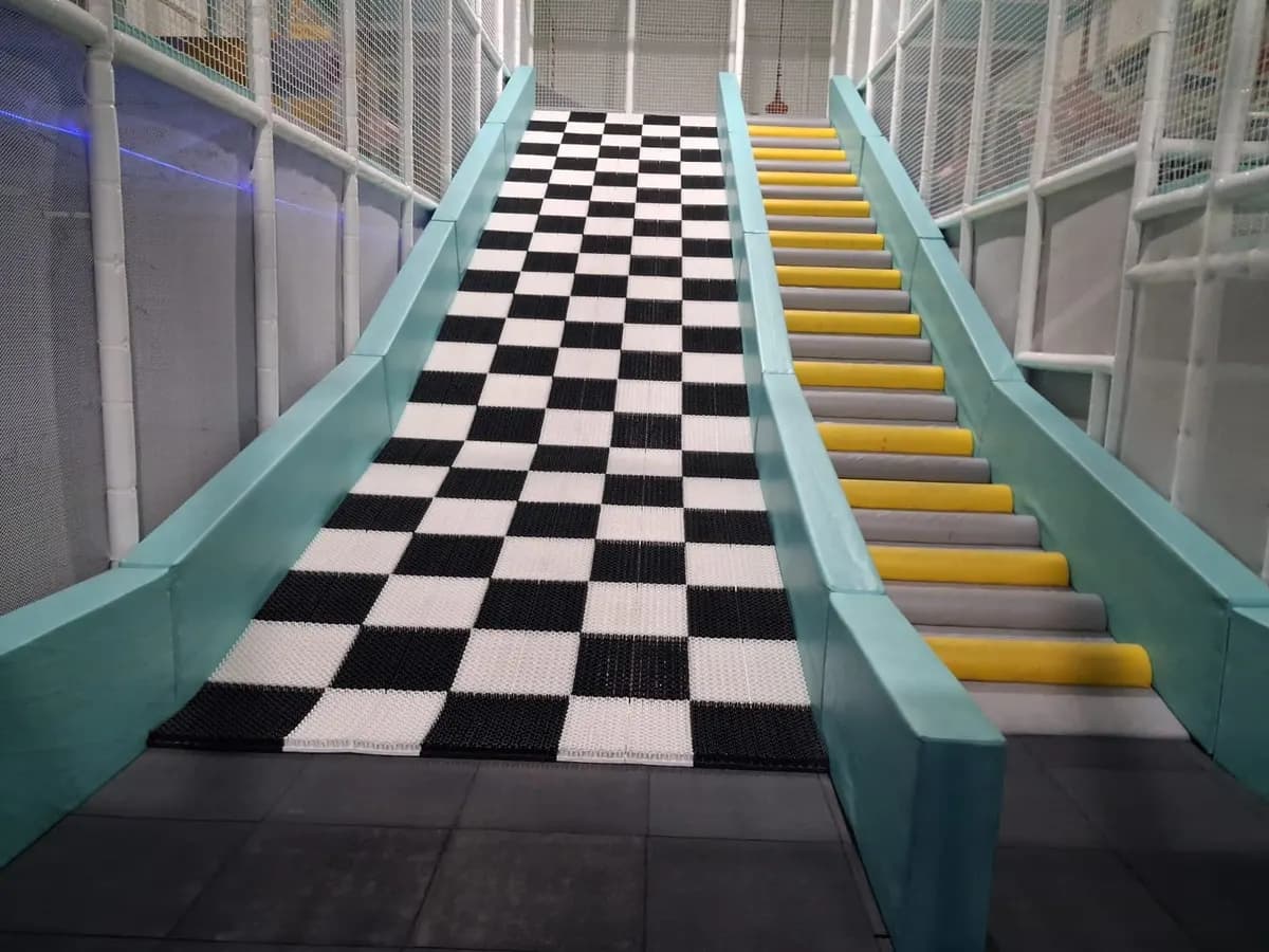 Mega tobogán en Peppymon San Luis Potosí